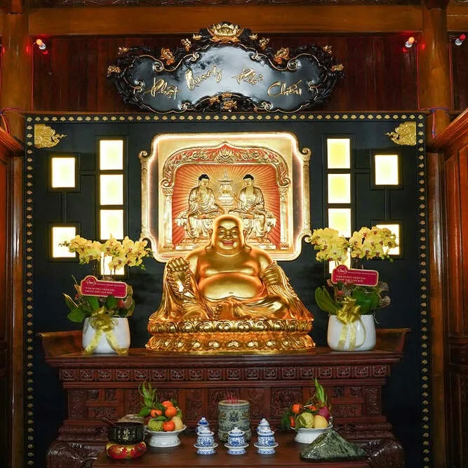 Phuoc bau nhiem mau