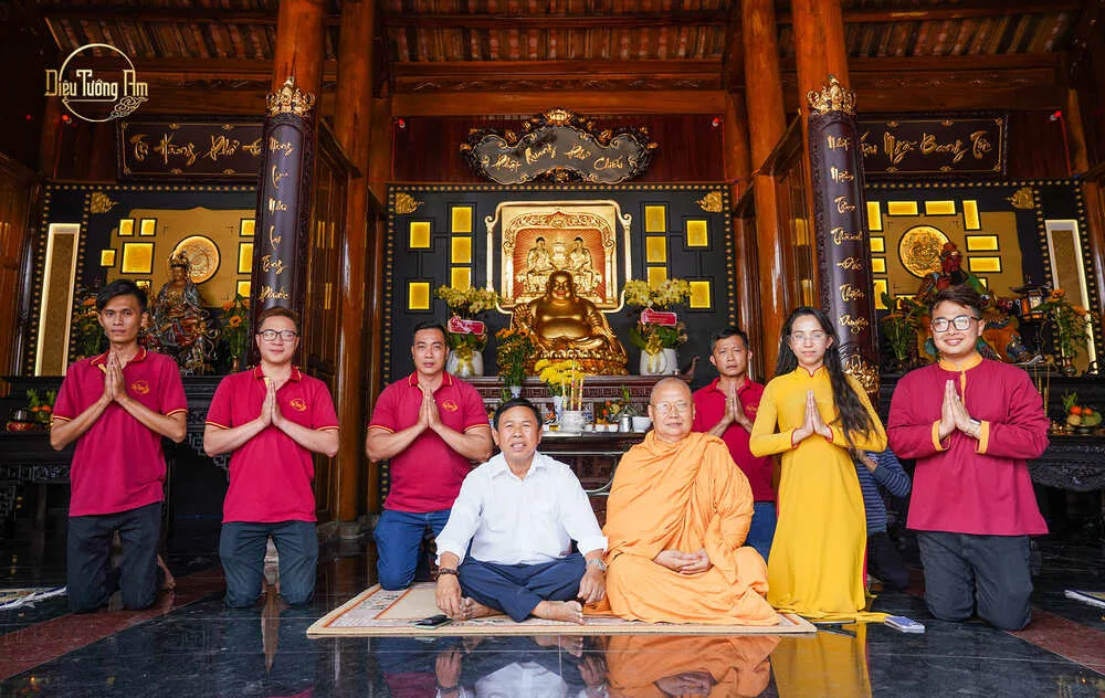 Phuoc bau nhiem mau