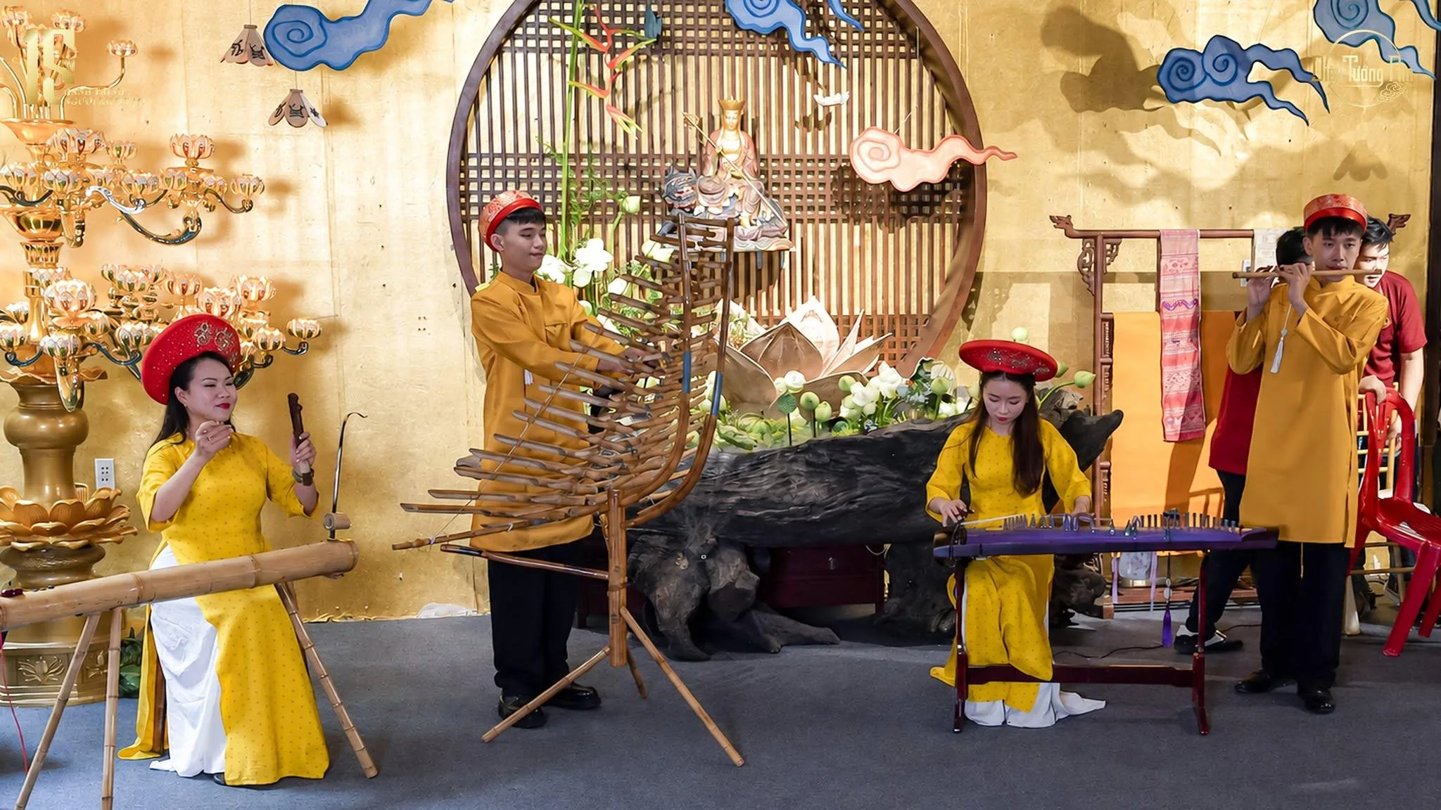 THẮP ĐÈN TRI ÂN – KHI VU LAN TRỞ THÀNH MỘT TRẢI NGHIỆM VĂN HÓA ĐƯƠNG ĐẠI