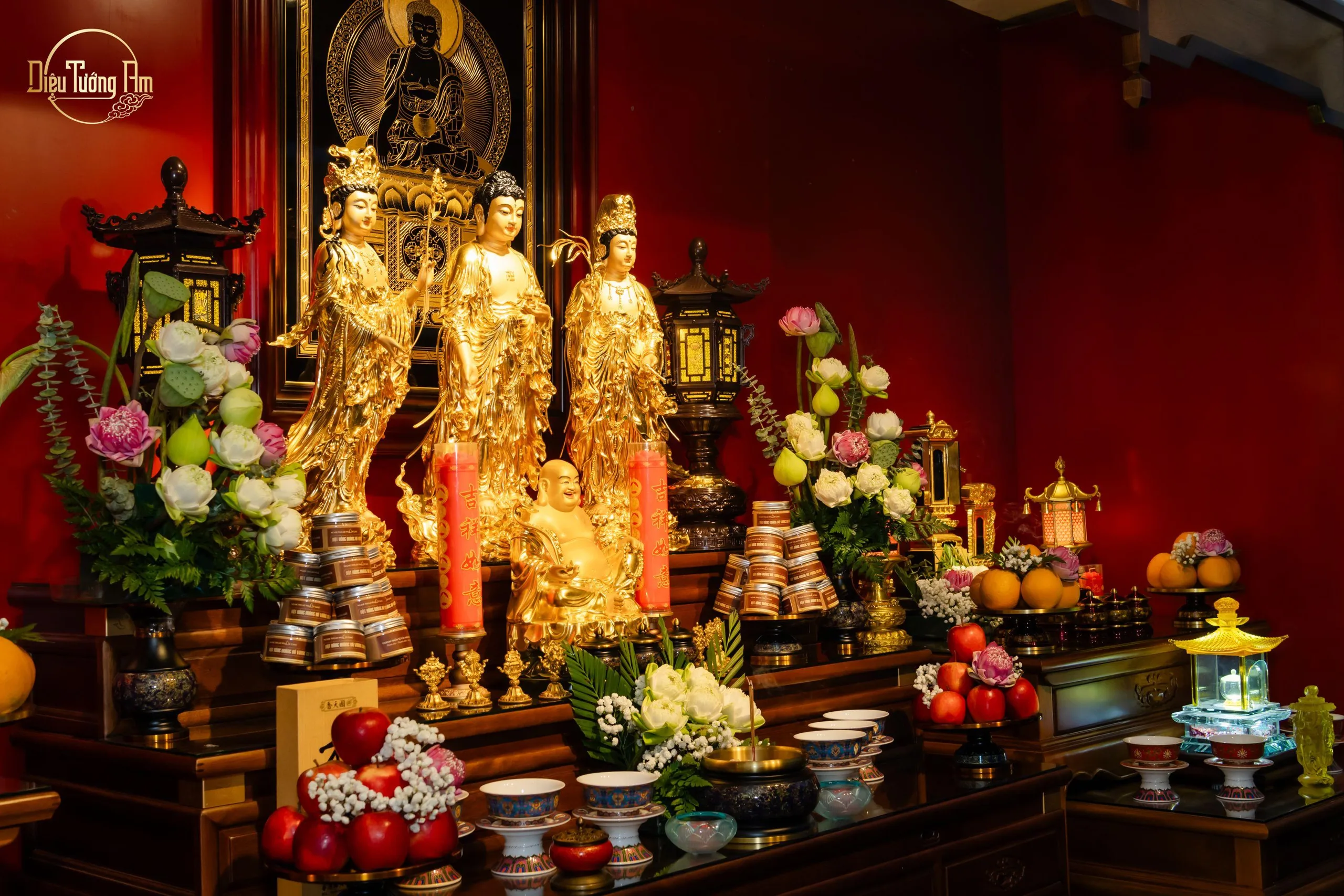 Ảnh: Ban thờ Phật - Ban thờ Gia tiên