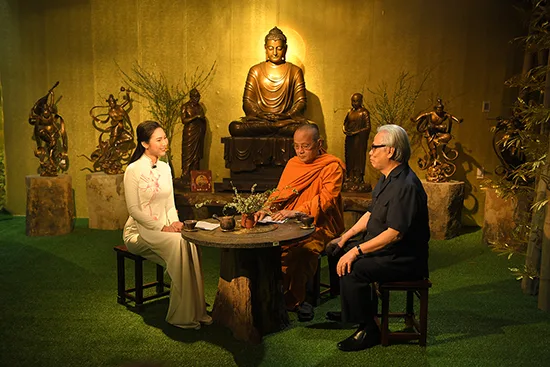 PHẬT GIÁO VÀ ĐỜI SỐNG: ĐI GIỮA MÙA XUÂN - ĐĐ. THÍCH BỬU CHÁNH, TS. NGUYỄN KHẮC THUẦN
