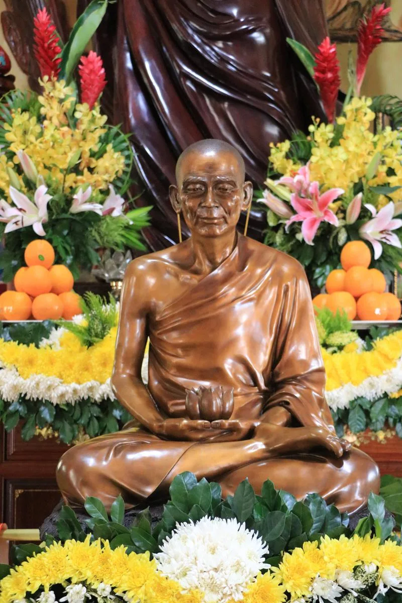 Hành trình cung nghinh và an vị tôn tượng Tôn sư Thiện Phước sau hơn 2 năm tạo dựng