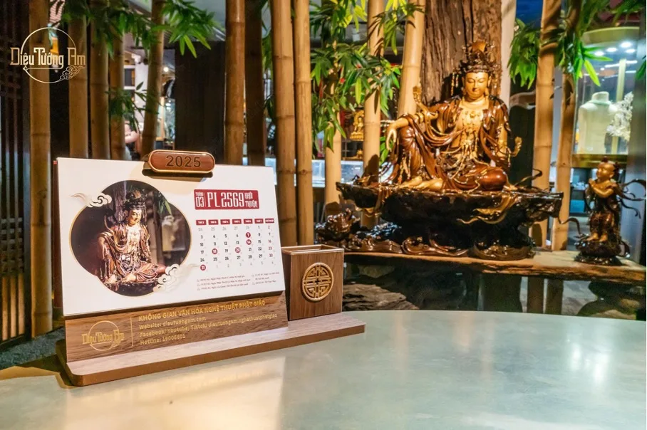 BỘ LỊCH “LINH TỴ AN KHANG - TỨ QUÝ NHƯ Ý” MỪNG XUÂN ẤT TỴ 2025 VIÊN MÃN