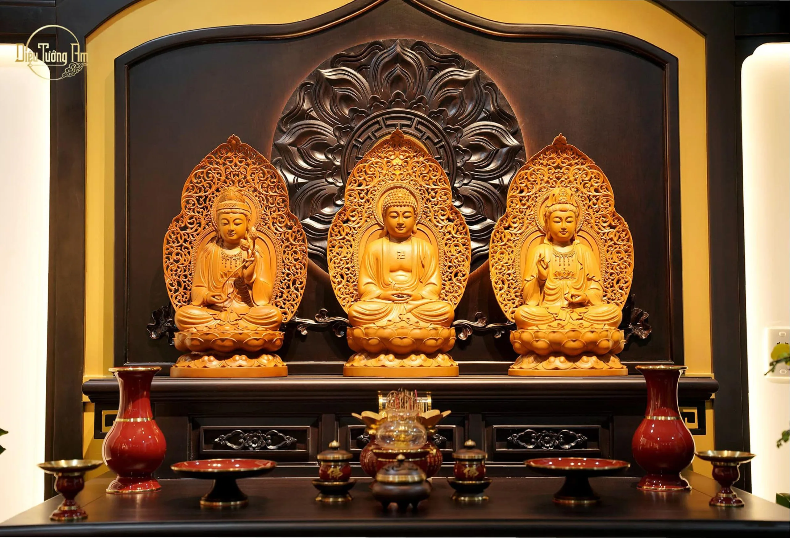 KHÔNG GIAN THỜ TAM BẢO TẠI GIA – TRI ÂN VÀ KẾT NỐI VỚI CỘI NGUỒN TÂM LINH