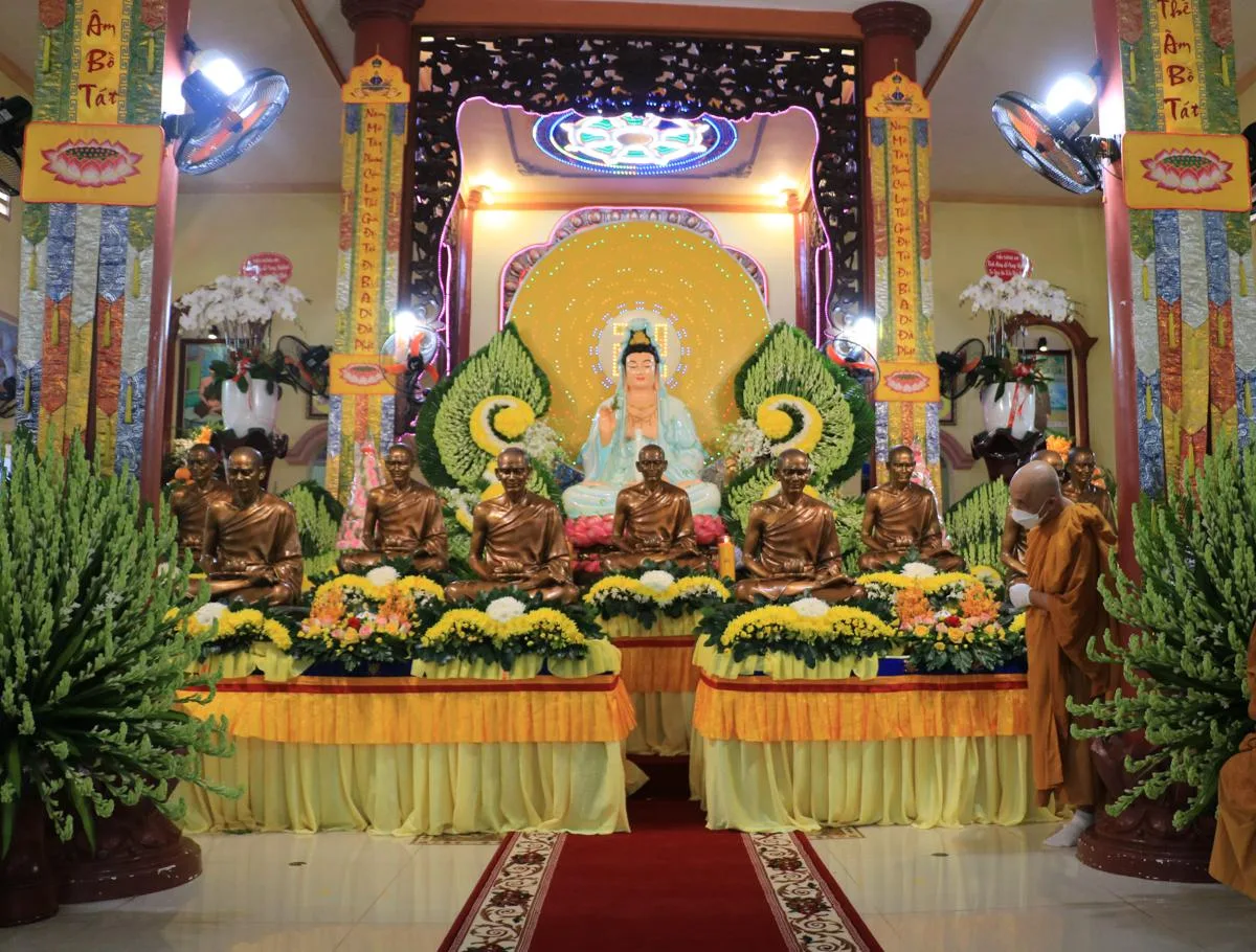 Hành trình cung nghinh và an vị tôn tượng Tôn sư Thiện Phước sau hơn 2 năm tạo dựng