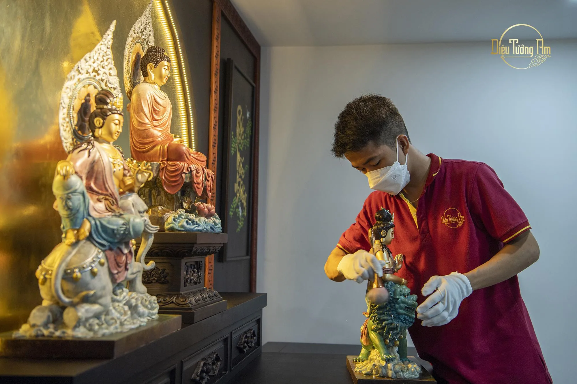 NÉT ĐẸP BAO SÁI KHÔNG GIAN THỜ TẠI TƯ GIA