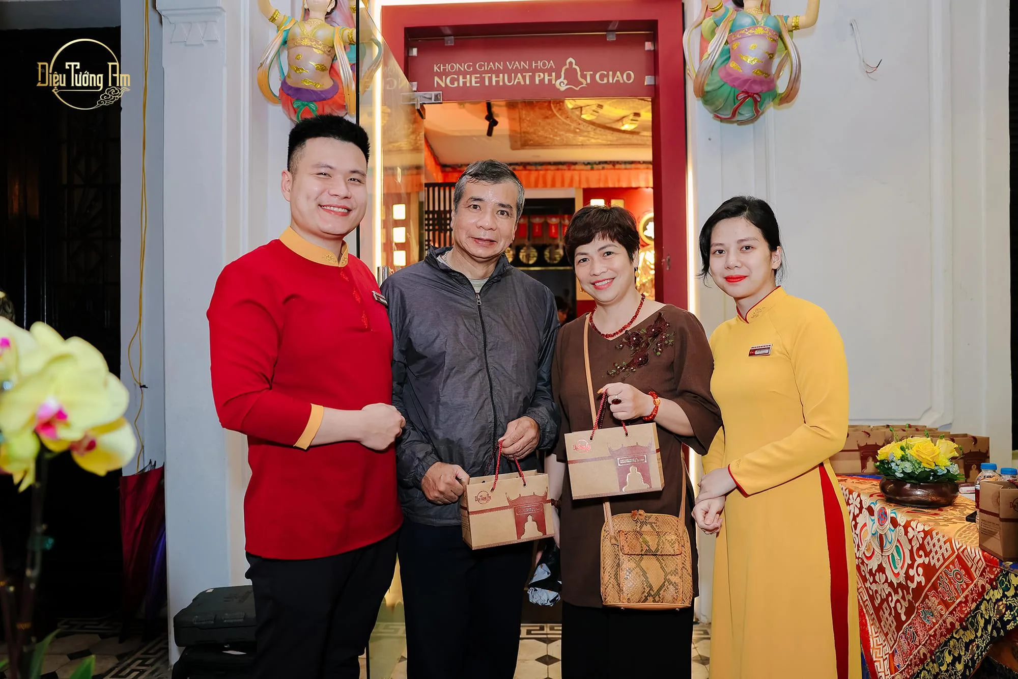 Diệu Tướng Am thân gửi những món quà gieo duyên lành đến với khách hàng