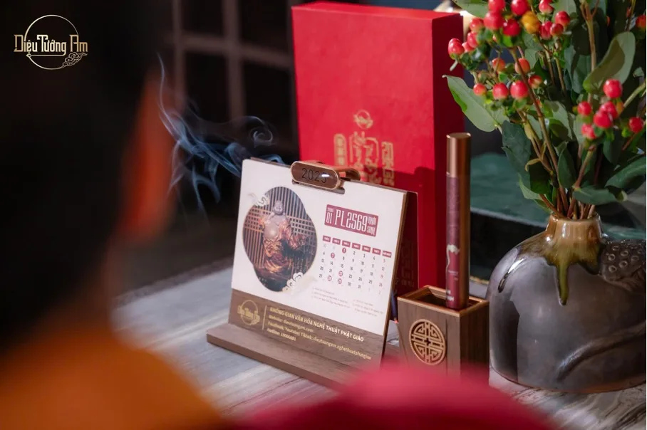 BỘ LỊCH “LINH TỴ AN KHANG - TỨ QUÝ NHƯ Ý” MỪNG XUÂN ẤT TỴ 2025 VIÊN MÃN