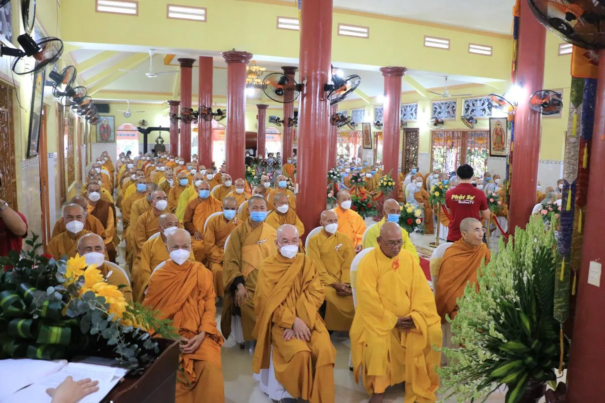 Hành trình cung nghinh và an vị tôn tượng Tôn sư Thiện Phước sau hơn 2 năm tạo dựng