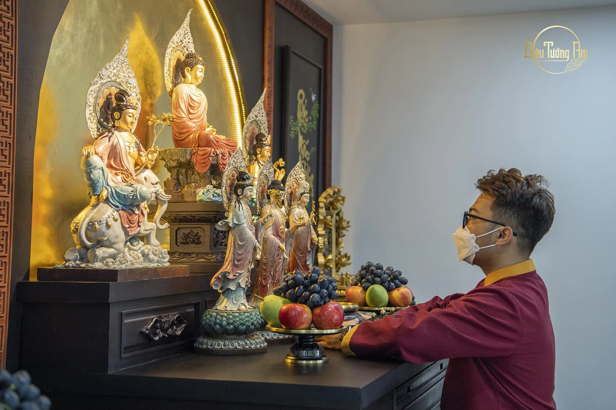 NÉT ĐẸP BAO SÁI KHÔNG GIAN THỜ TẠI TƯ GIA