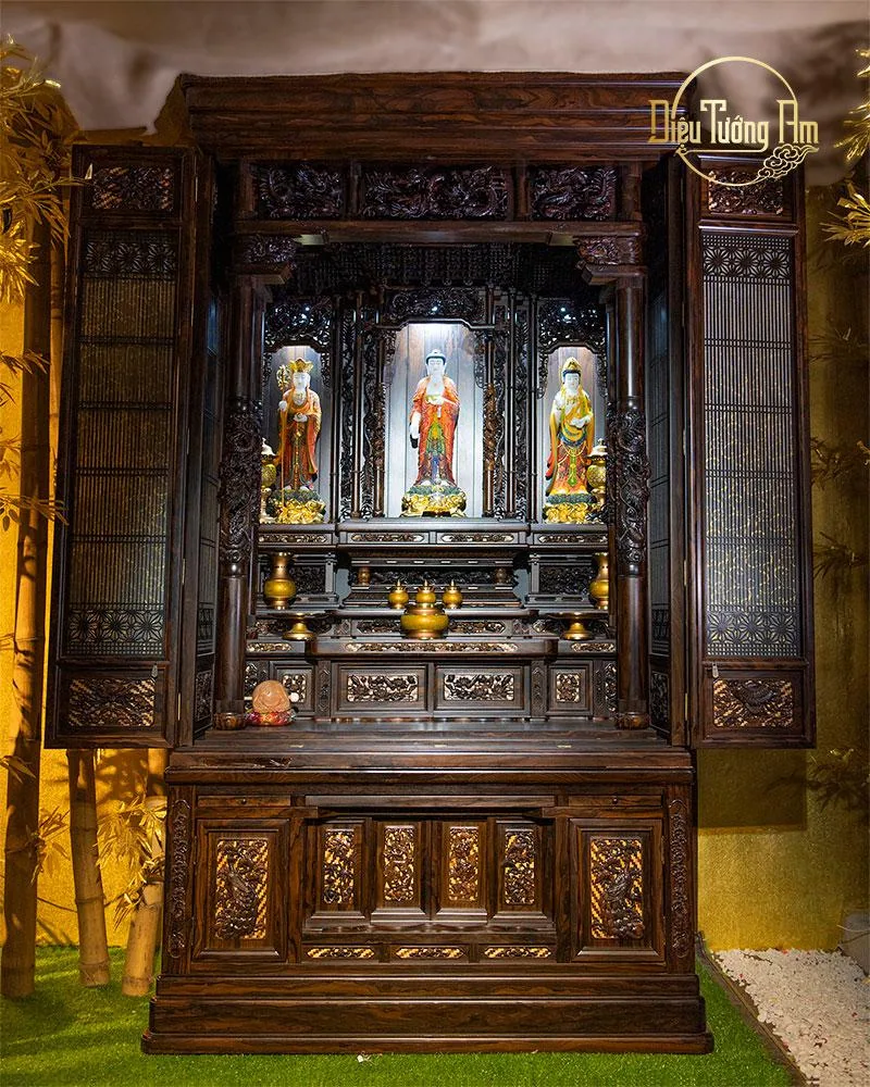 Khám Thờ, Tủ Thờ - Nghệ Thuật Thờ Cúng Mang Màu Sắc Riêng