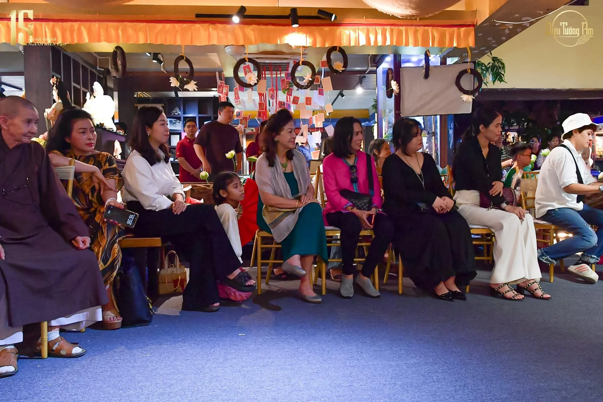 THẮP ĐÈN TRI ÂN – KHI VU LAN TRỞ THÀNH MỘT TRẢI NGHIỆM VĂN HÓA ĐƯƠNG ĐẠI