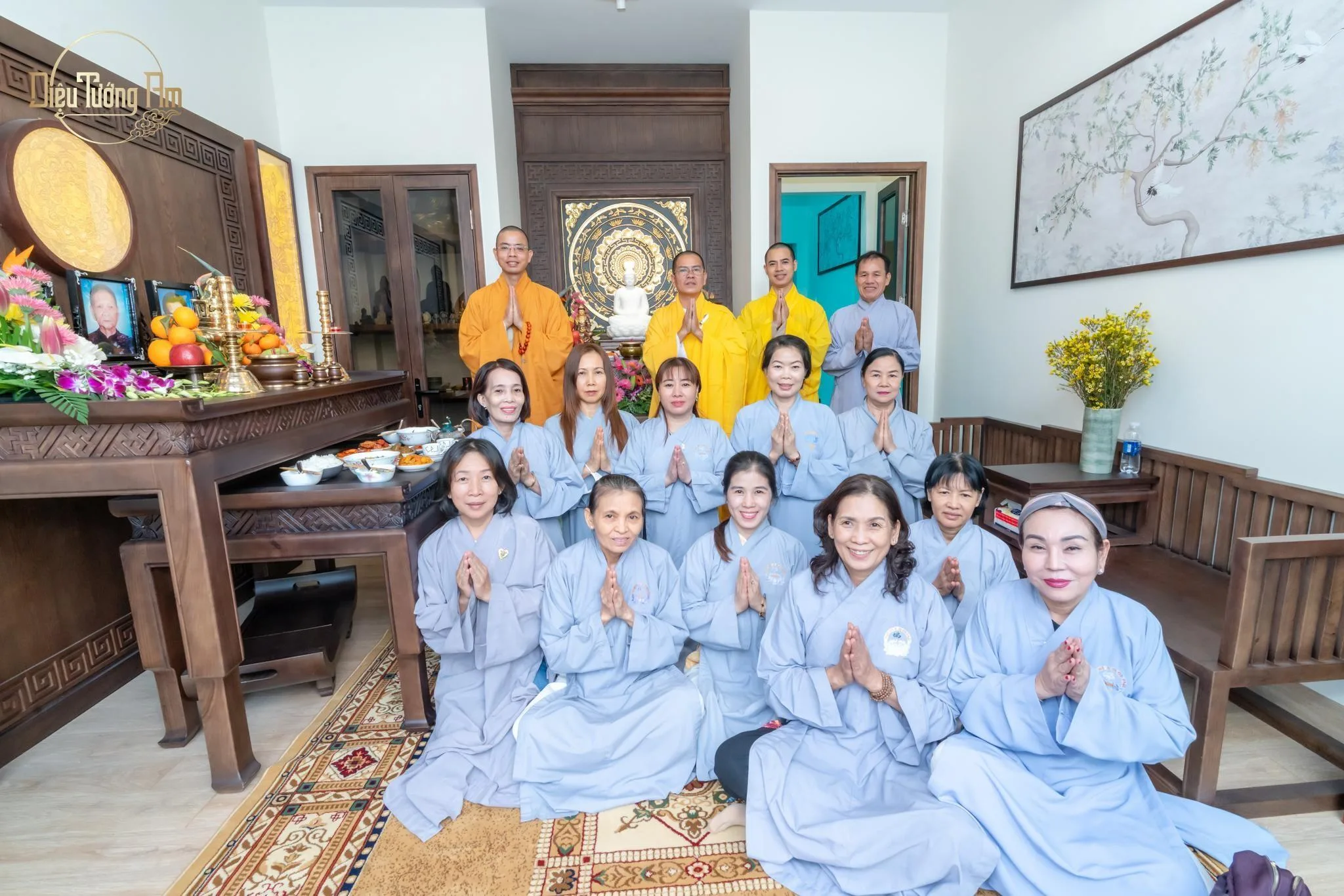TRANG NGHIÊM KHÔNG GIAN THỜ PHẬT DỊP ĐẦU NĂM TẠI TƯ GIA TP. HỒ CHÍ MINH