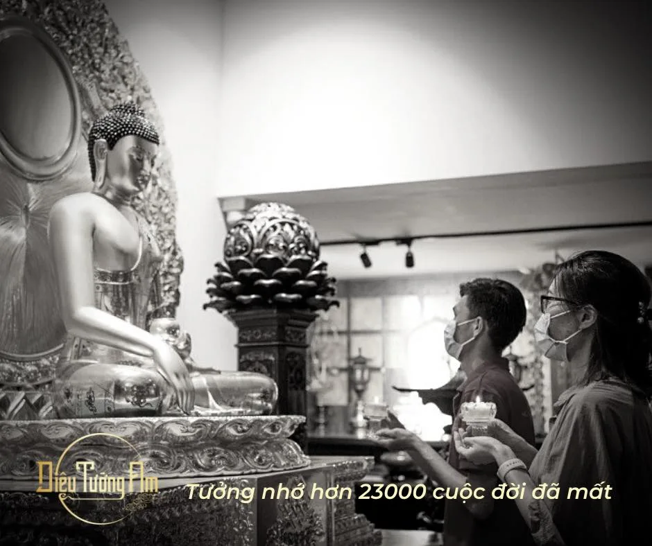 Xúc Động lễ tưởng niệm đồng bào tử vong và cán bộ, chiến sĩ hy sinh do đại dịch COVID-19