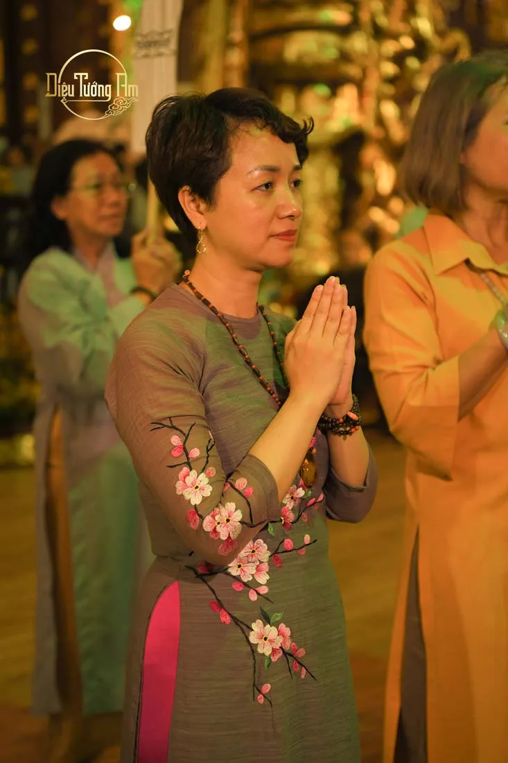 Kết thúc chuyến đi bằng lòng biết ơn, để lại trong tâm những người con Phật nhiều cảm xúc phước báo khôn cùng.