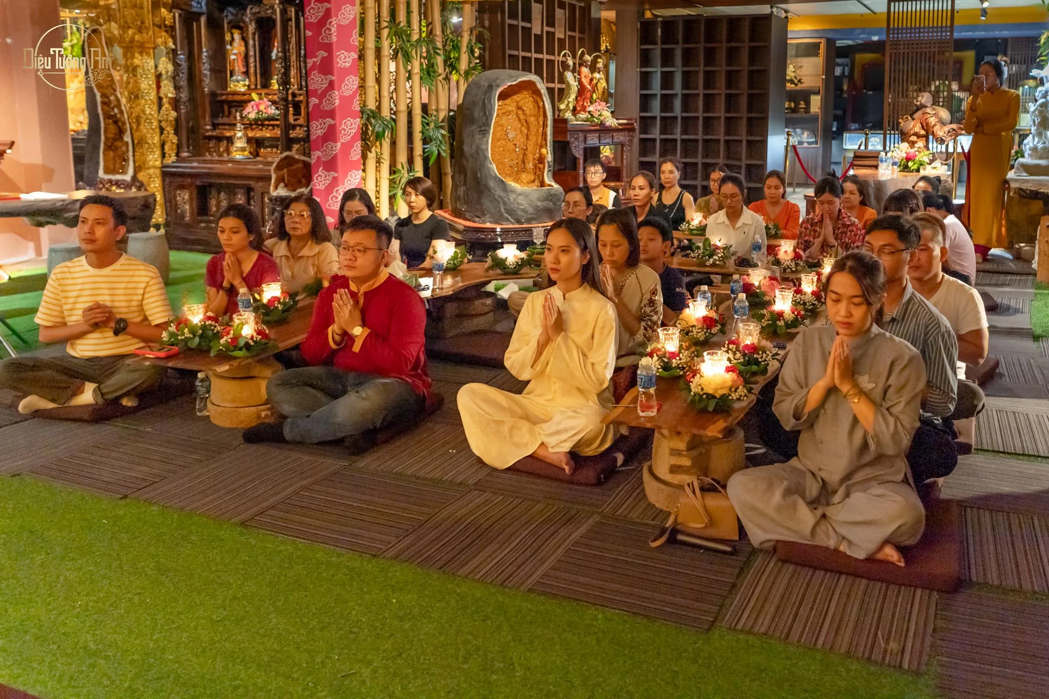 Workshop “Kết Hoa Đăng – Tỏa Nguyện Lành” đã diễn ra thành công với nhiều điều hỷ lạc