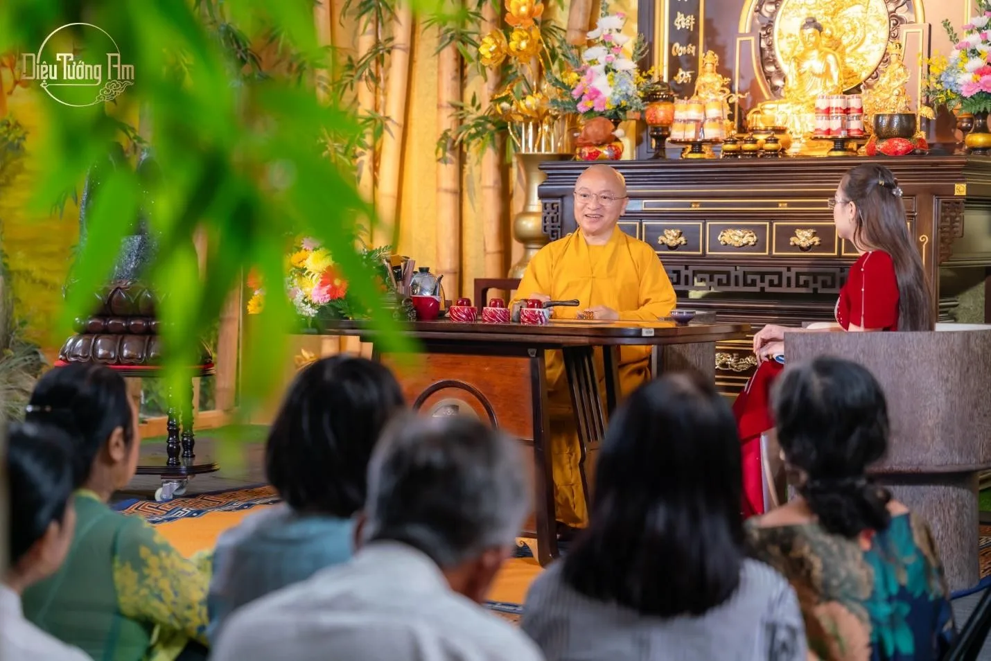 TALKSHOW “PHẬT TỬ CÓ NÊN THỜ PHẬT TẠI GIA?” - TT.TS. THÍCH NHẬT TỪ