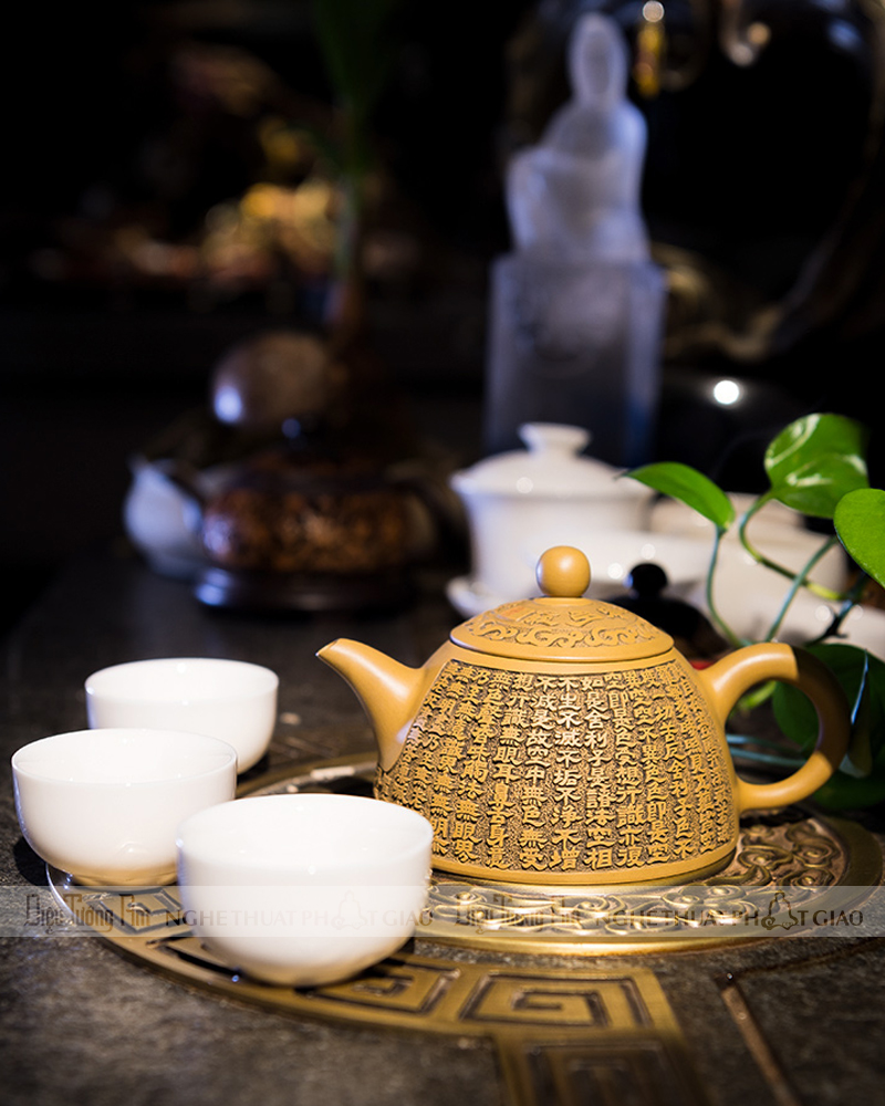 ẤM TRÀ BÀI KINH BẦU