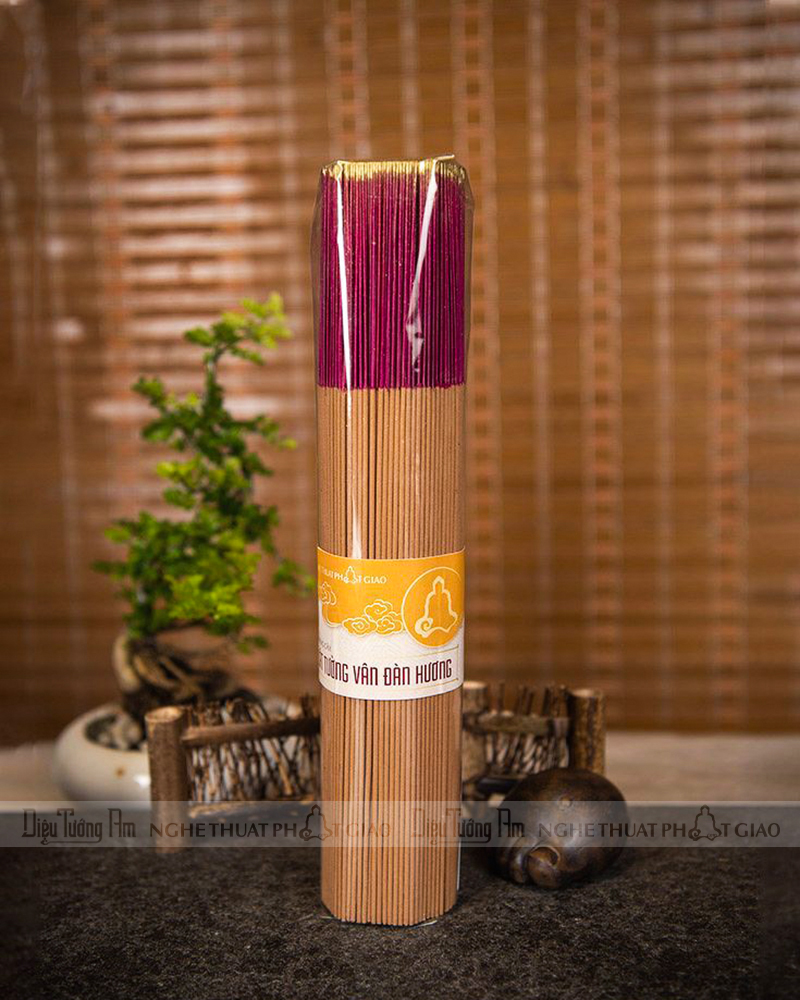 NHANG CÂY CÁT TƯỜNG VÂN ĐÀN HƯƠNG 33 CM