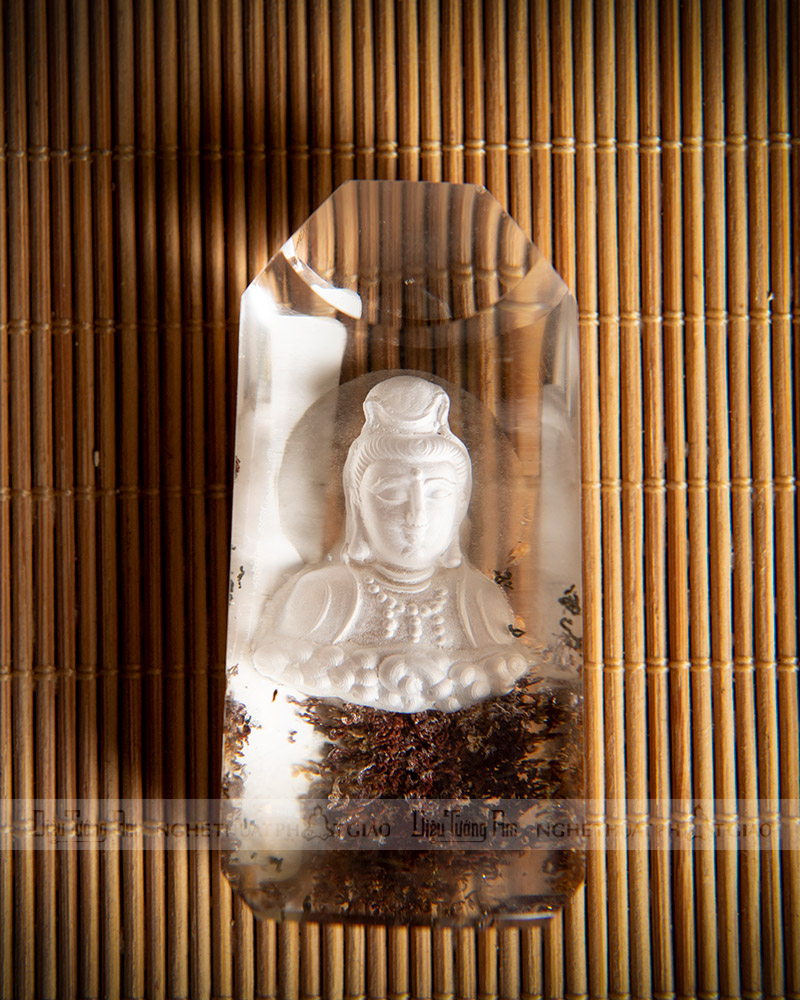 QUAN ÂM THẠCH ANH TRẮNG KHẮC ÂM-07